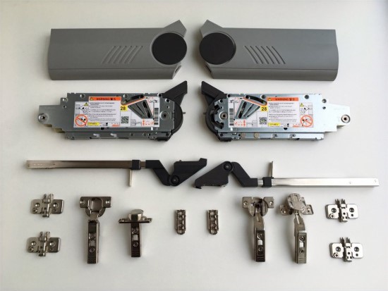 Blum HF25 dễ dàng lắp đặt và điều chỉnh 