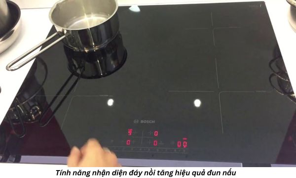 Tính năng nhận diện đáy nồi thông minh trên Bosch PIE631FB1E