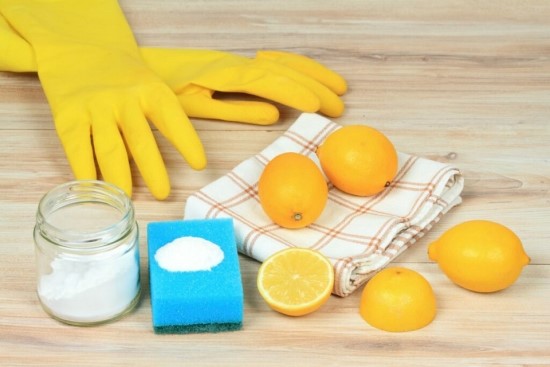 Chuẩn bị dụng cụ & chất tẩy rửa