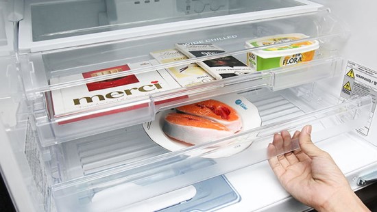 Ngăn Chứa Rau Quả Bị Tắc/Nứt