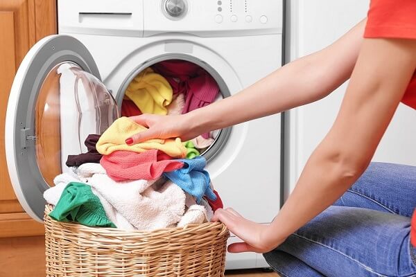 Quần áo quá tải khiến máy giặt không vắt