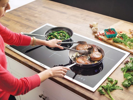 bếp từ Nhật hay Đức tiết kiệm điện hơn
