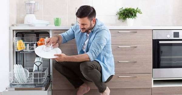 Hướng dẫn cách vệ sinh máy rửa bát đơn giản tại nhà