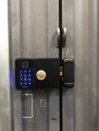 Khóa cửa cổng sắt chống nước Demax SL602 WP APP Bluetooth
