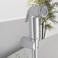 Thiết kế Vòi xịt toilet nhựa trắng Crolla 10325CR
