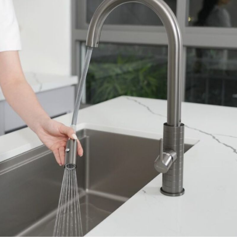 Vòi rửa bát dây rút Venice Gun Metal