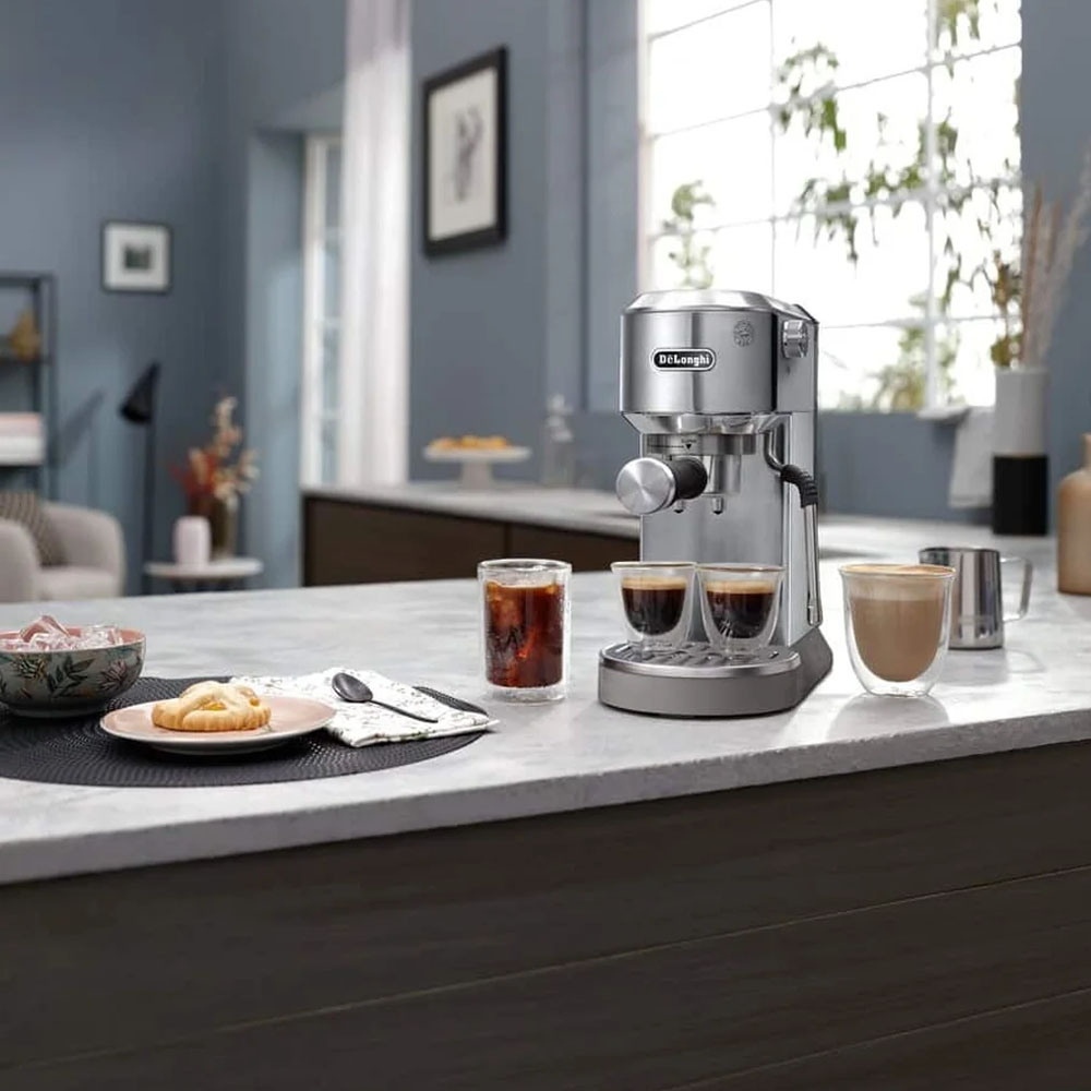 Máy pha cà phê Delonghi EC890.M